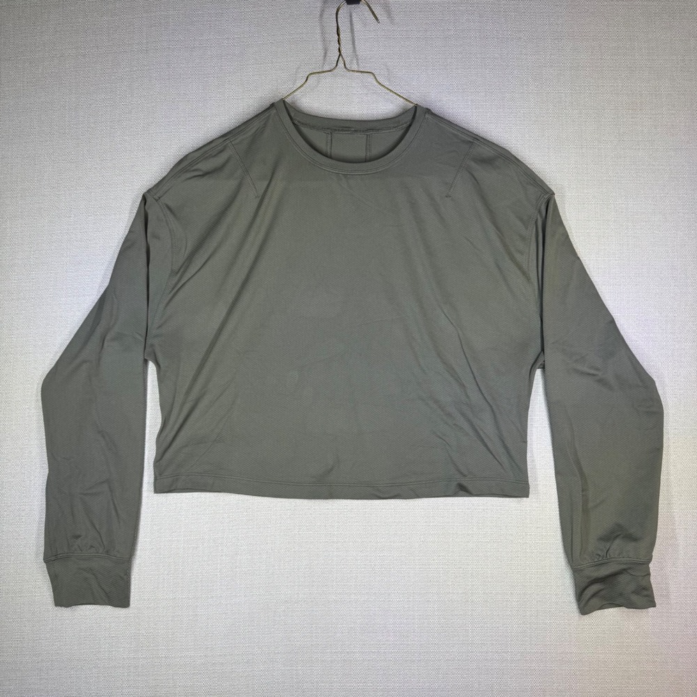 Lululemon Women Olive Green Long Sleeve Cropped Activewear Top Relaxed Fit Crew